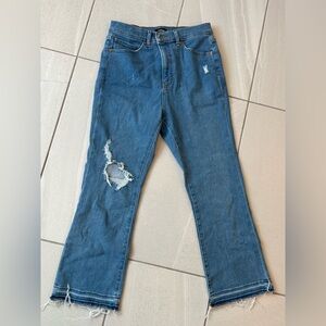 Express Women’s Distressed High Rise Cropped Flare Jeans NWOT
